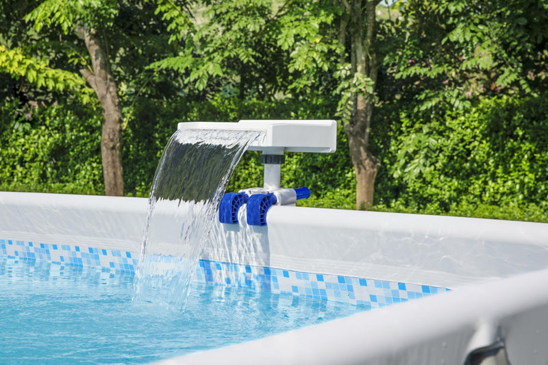 Flowclear™ zwembadwaterval met ledverlichting voor zwembaden met stalen frame