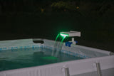 Flowclear™ zwembadwaterval met ledverlichting voor zwembaden met stalen frame
